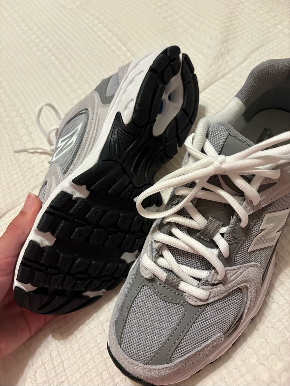NWOT New Balance Women’s Gray and White Lace-Up Athletic Sneakers - Picture 3 of 5